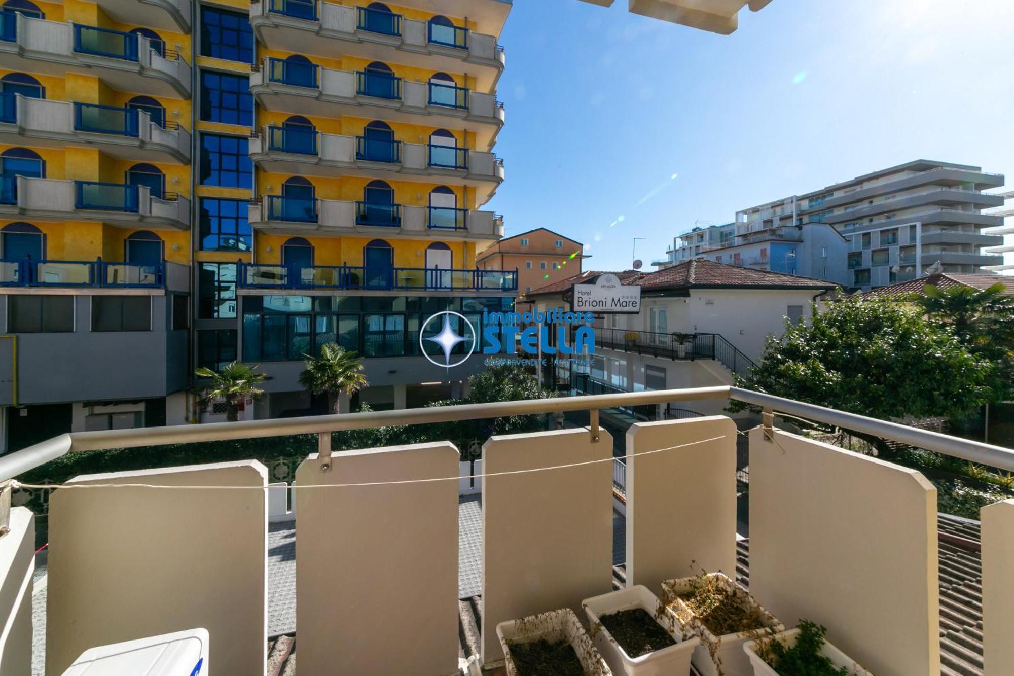 International Apartment *